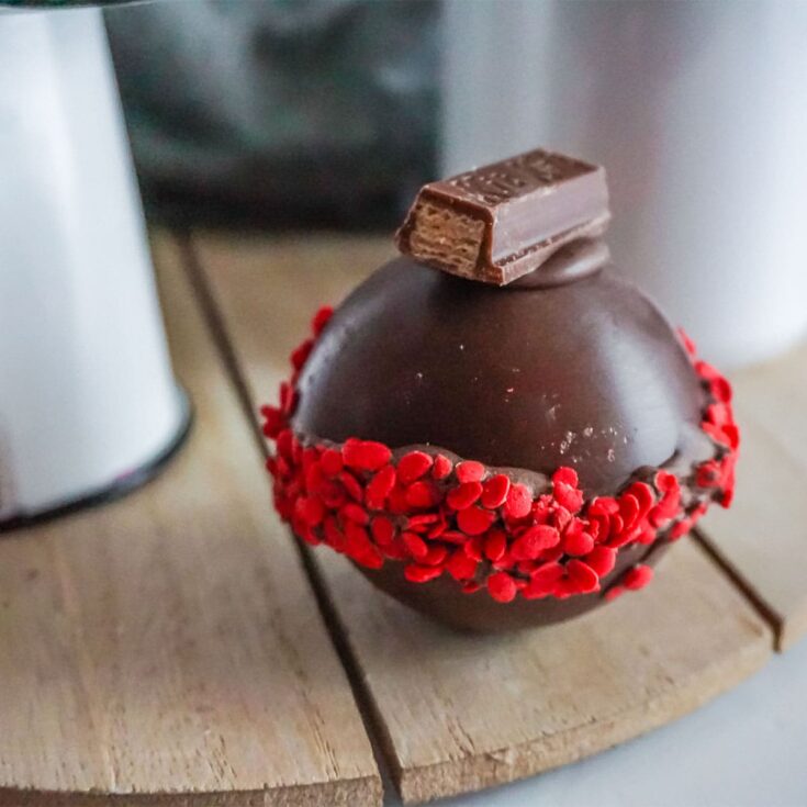 kit kat hot cocoa bombs