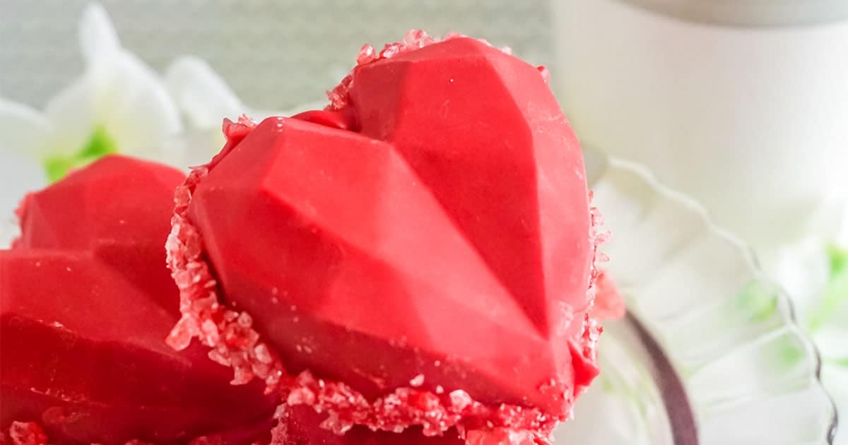Red Heart Rock Candy Hot Cocoa Bombs