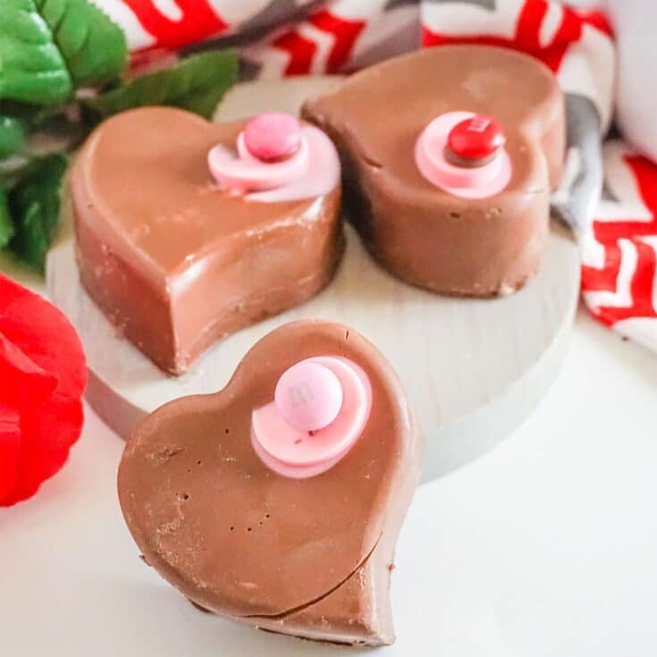 swirl heart hot cocoa bombs