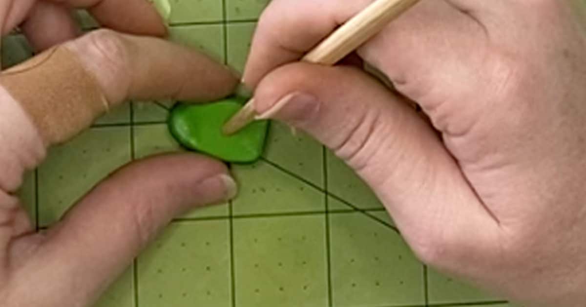 how to make an avocado charm from clay